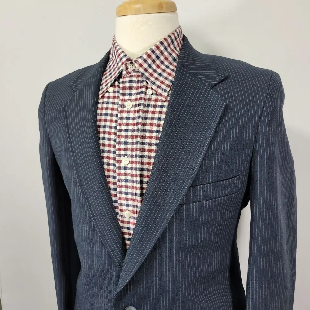 Levi's Men's Action Sport Coat Blazer Two Button Navy Striped Polyester Size 40R